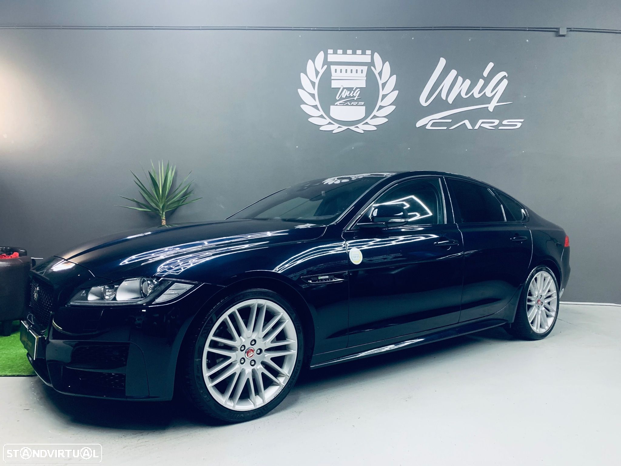 Jaguar XF 2.0 D R-Sport Aut. - 1