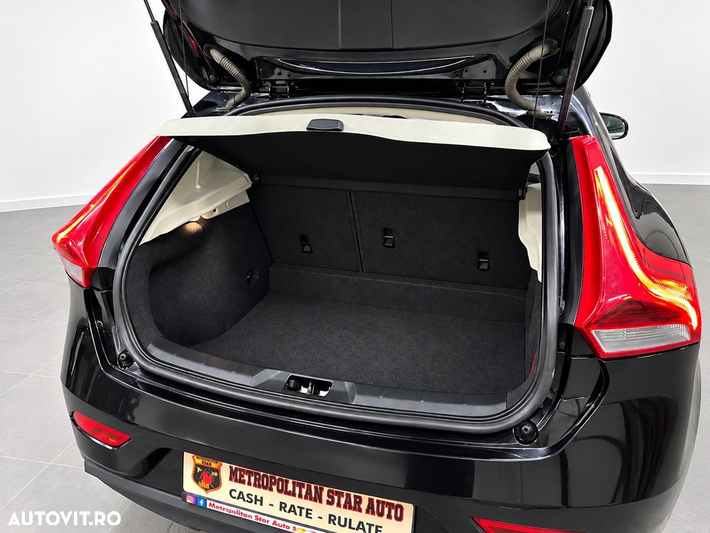 Volvo V40 - 9