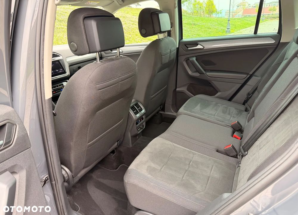 Volkswagen Tiguan 2.0 TDI SCR 4Mot Elegance DSG - 9