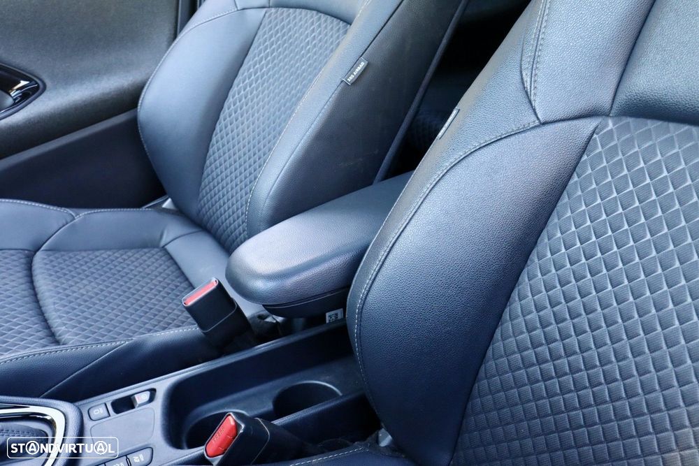 Toyota Yaris 1.5 HDF Premier Edition - 21