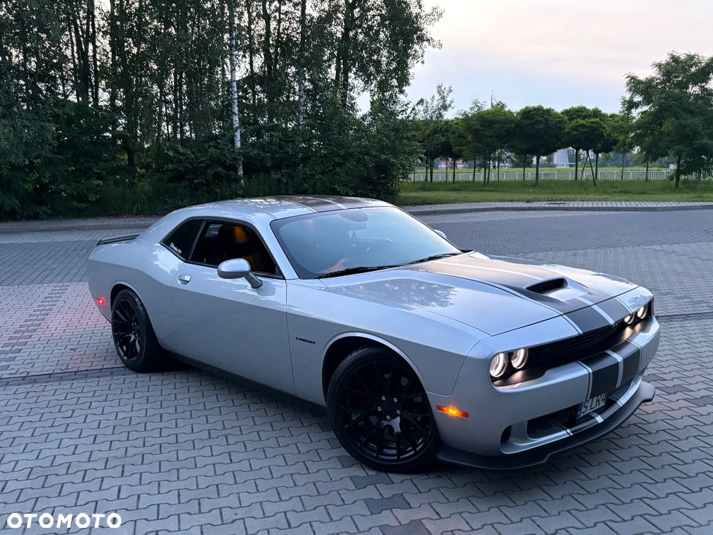 Dodge Challenger 5.7 R/T - 4