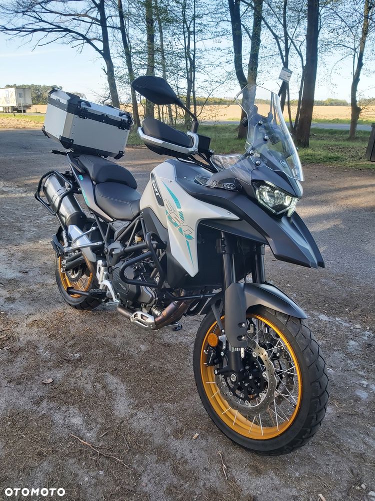 QJMOTOR SRT 550X - 1