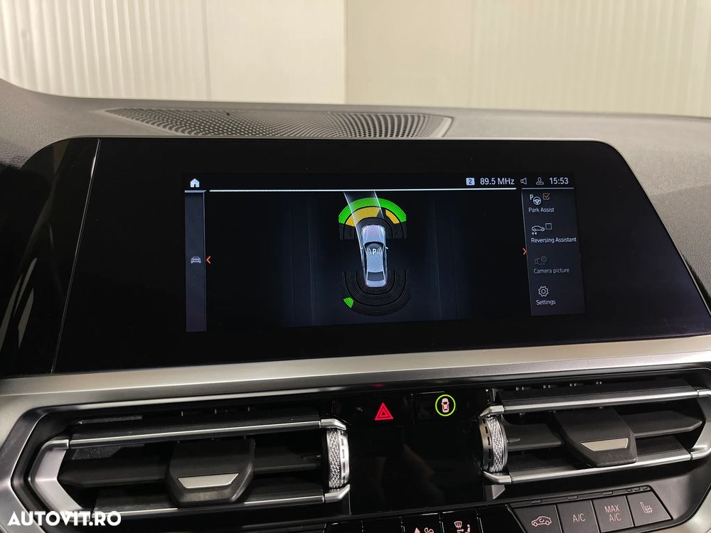 BMW Seria 3 320d xDrive AT MHEV - 16