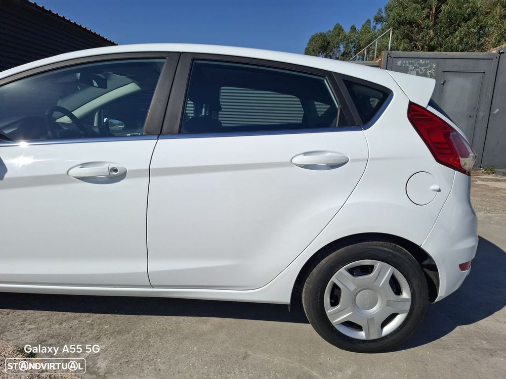 Ford Fiesta 1.6 TDCi Titanium ECOnetic - 14