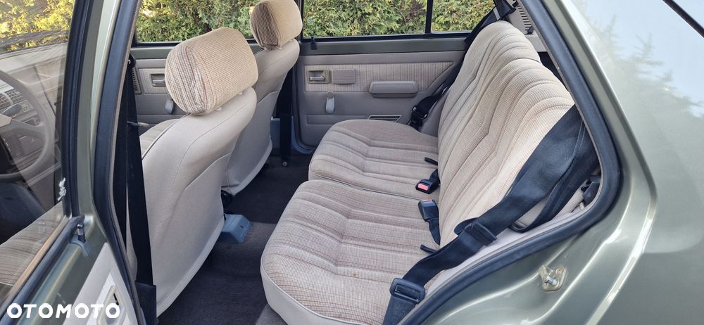 Peugeot 205 1.4 SR - 16