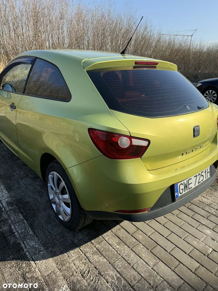 Seat Ibiza SC 1.4 16V Style - 4