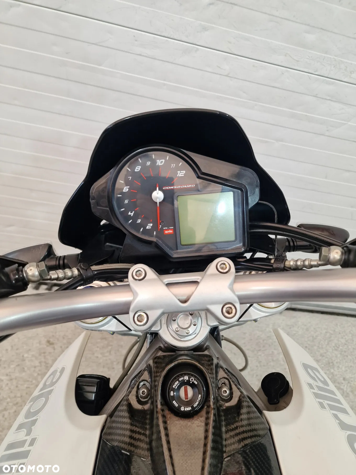 Aprilia Dorsoduro - 27