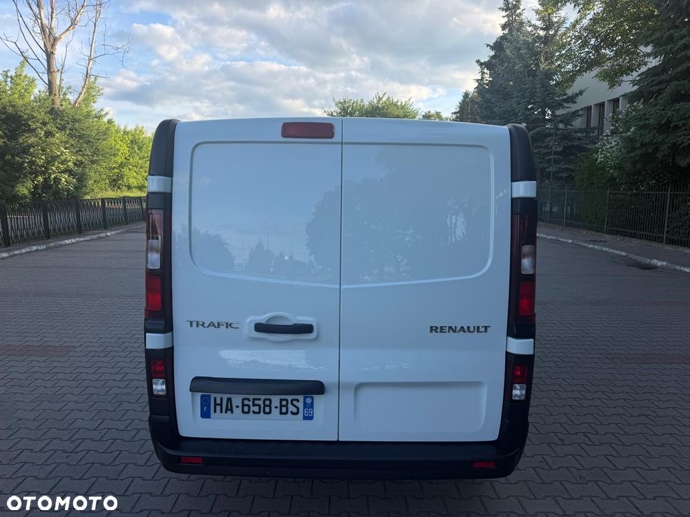 Renault Trafic - 14