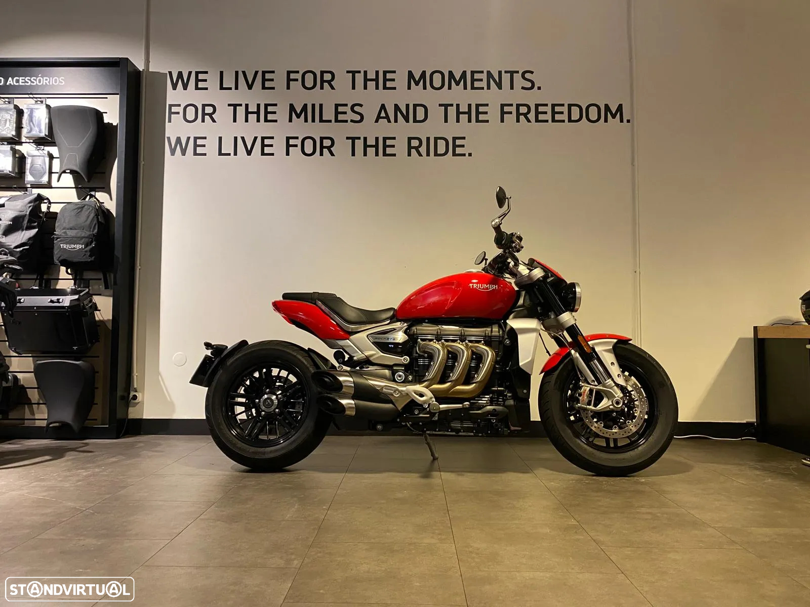 Triumph Rocket 3 R - 2