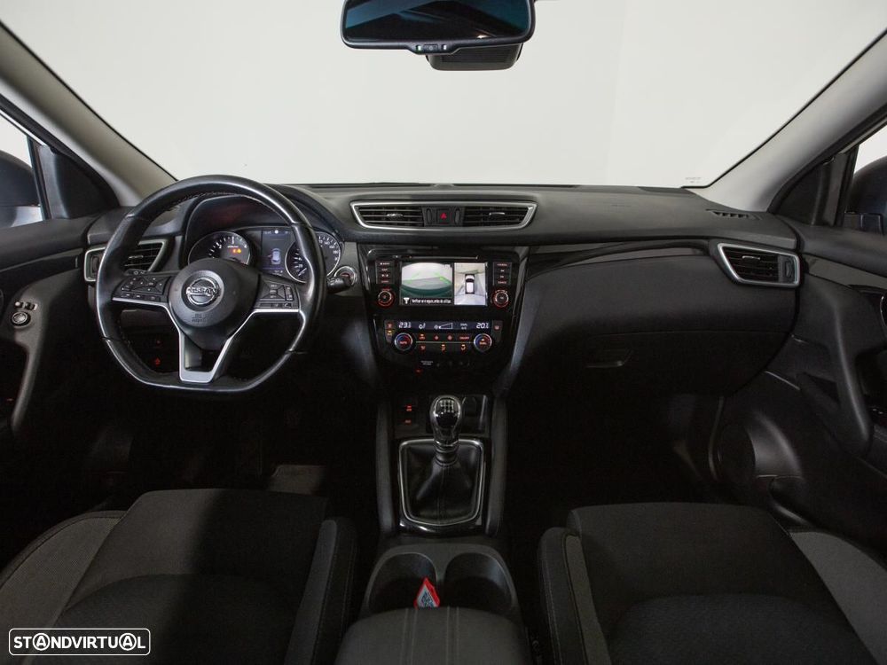 Nissan Qashqai 1.5 dCi N-Connecta - 6