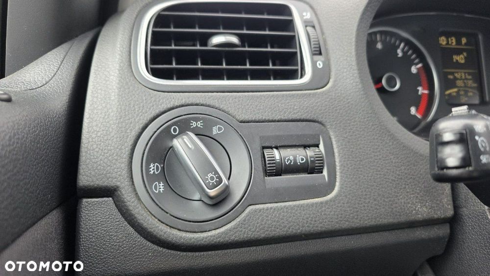 Volkswagen Polo - 14