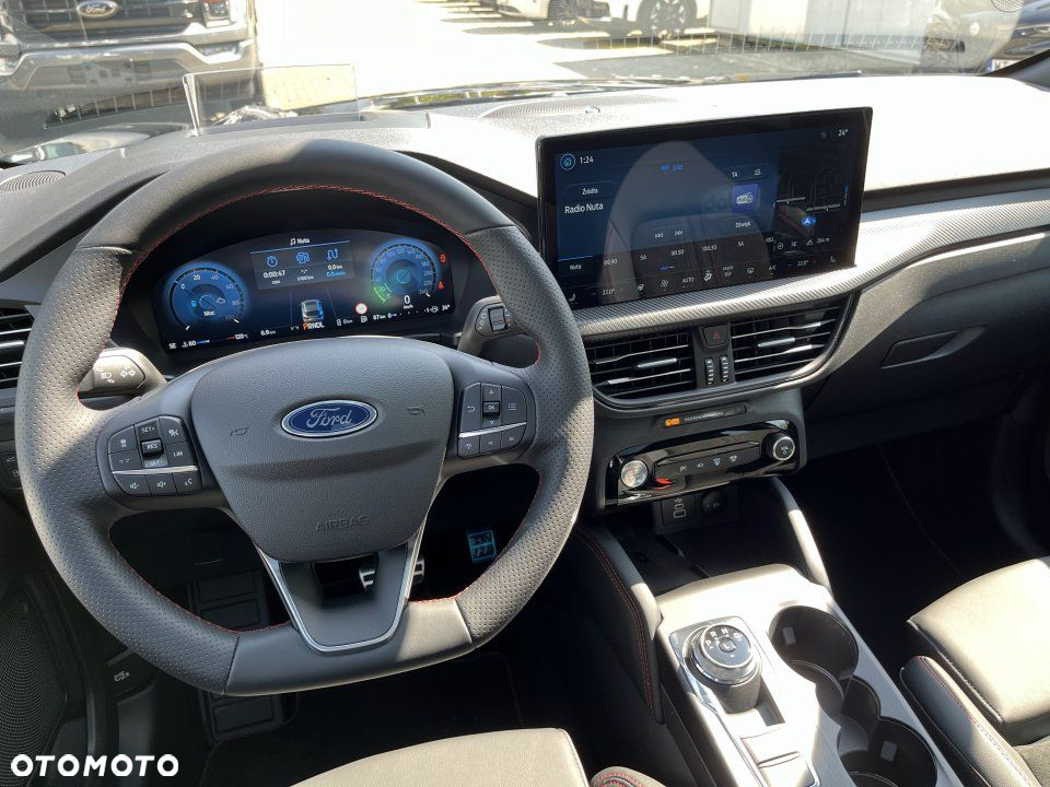 Ford Kuga - 12