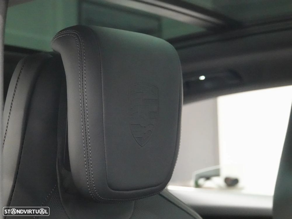 Porsche Macan Electric 4S - 35