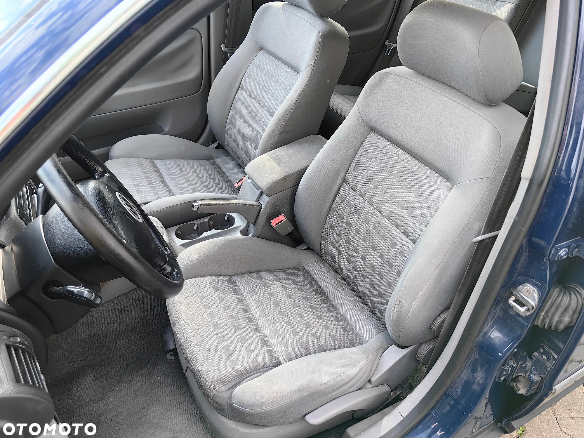 Volkswagen Passat 1.9 TDI Basis - 17