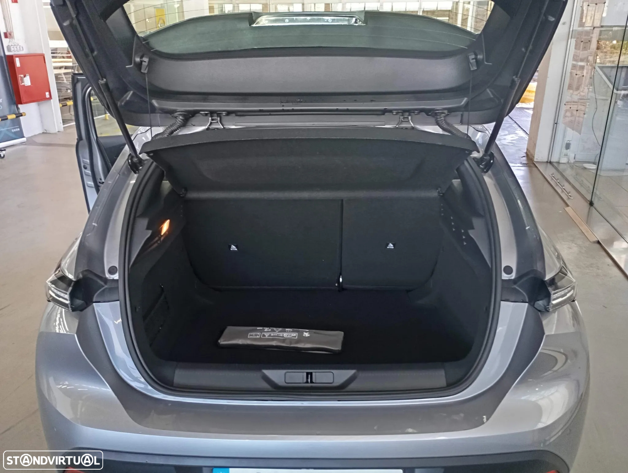 Peugeot 308 1.2 PureTech Access - 7