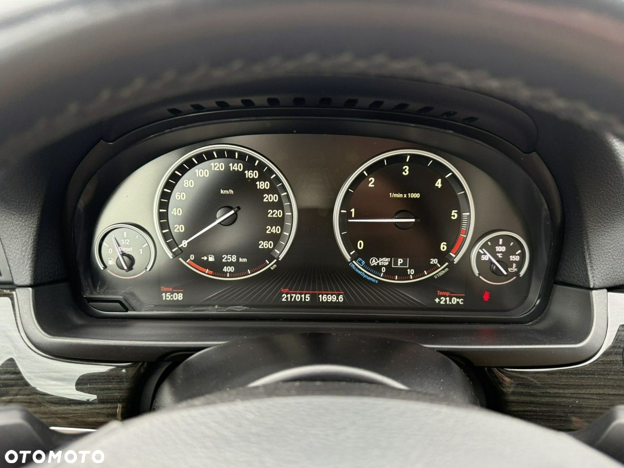 BMW Seria 5 520d xDrive Luxury Line - 23