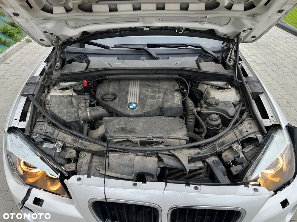 BMW X1 xDrive20d - 9