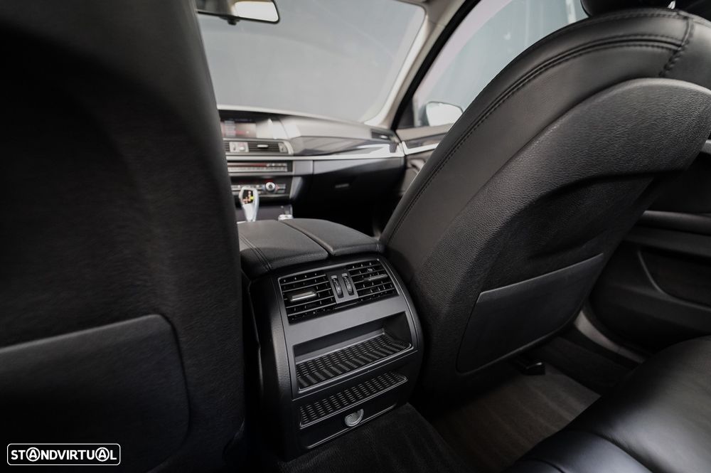 BMW 520 d Auto - 22