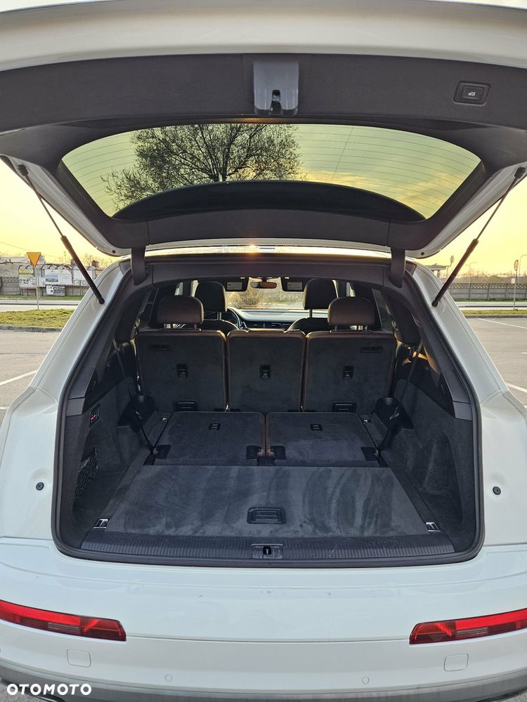 Audi Q7 - 6