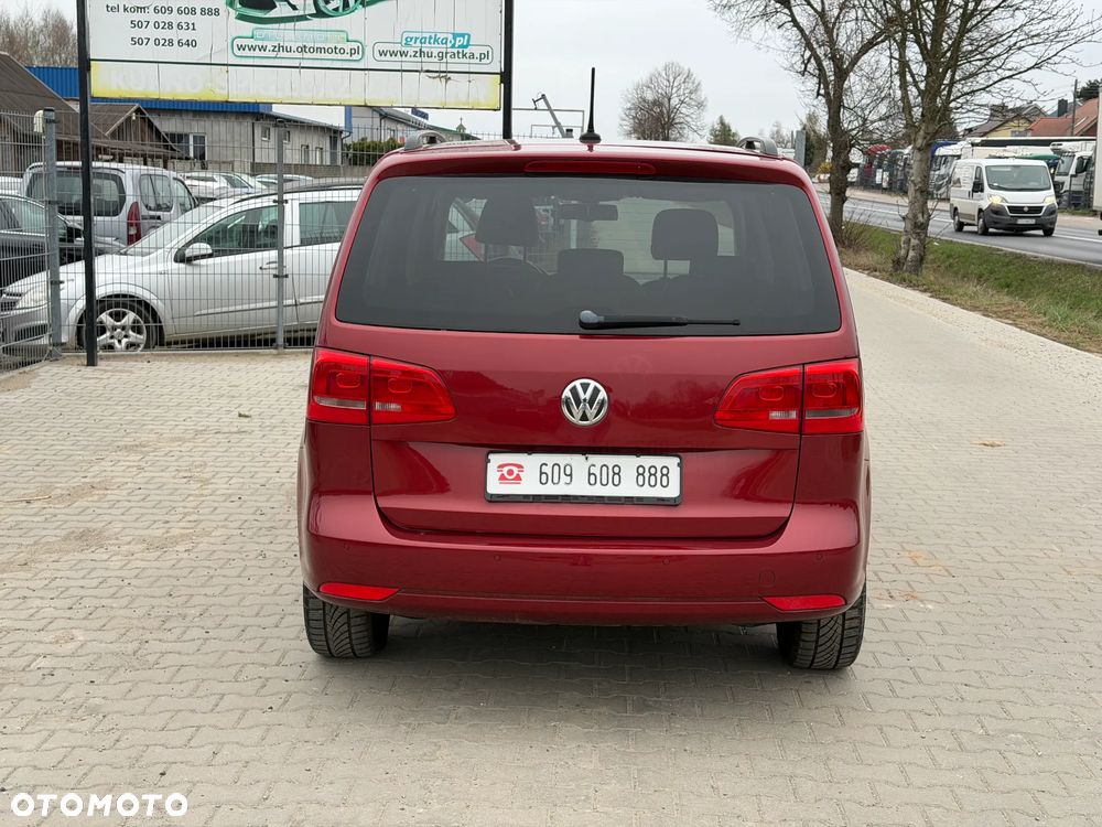 Volkswagen Touran - 5