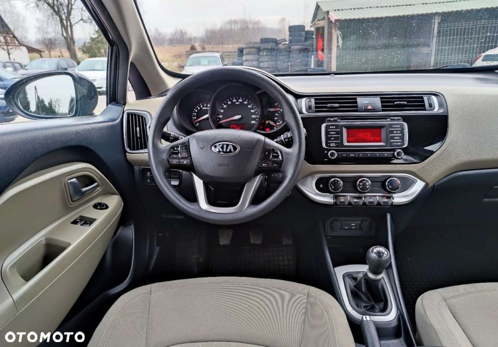 Kia Rio - 29