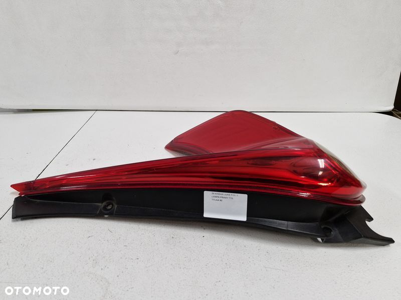 NISSAN JUKE 1 I F15 LAMPA PRAWY TYŁ PRAWA TYLNA - 5