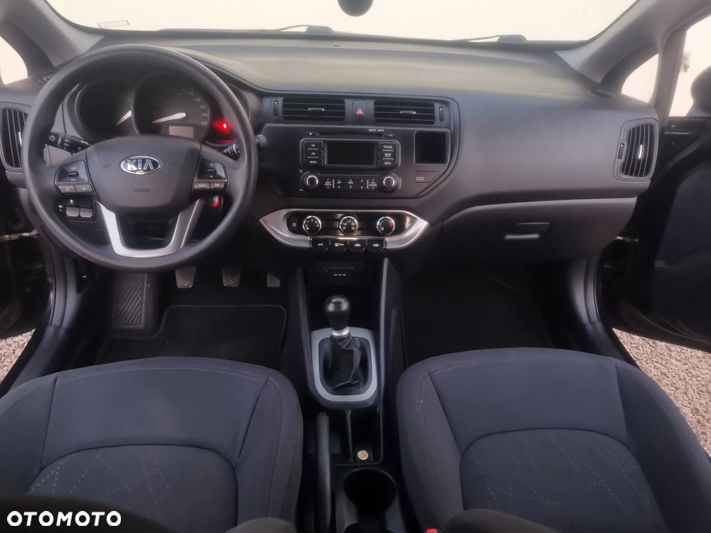 Kia Rio 1.2 Attract - 5