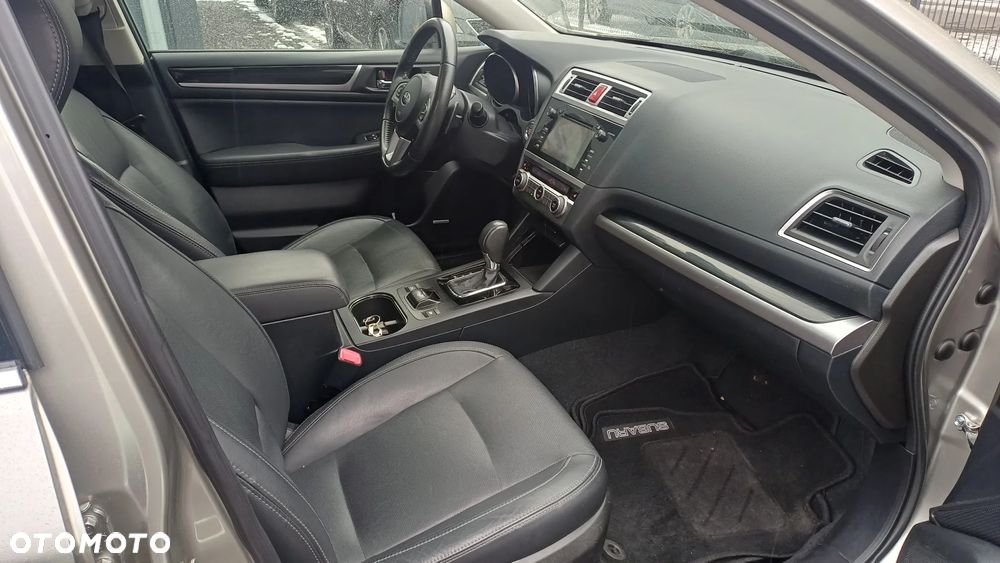 Subaru Outback 2.0D Exclusive Lineartronic - 13