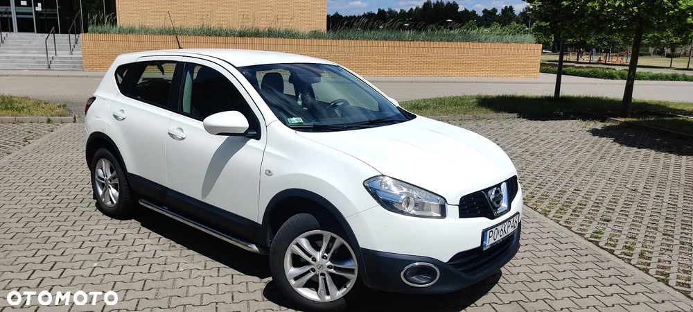 Nissan Qashqai - 1