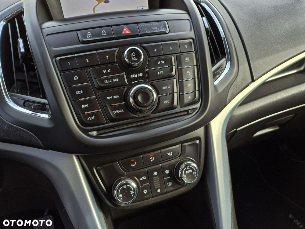 Opel Zafira 1.4 T Cosmo - 9