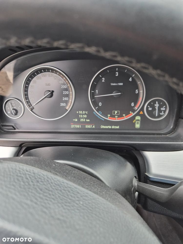 BMW Seria 5 - 29