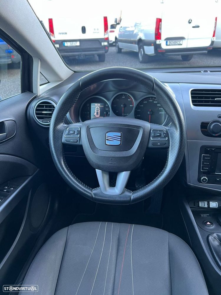 SEAT Leon 1.6 TDI Ecomotive Copa Plus - 25