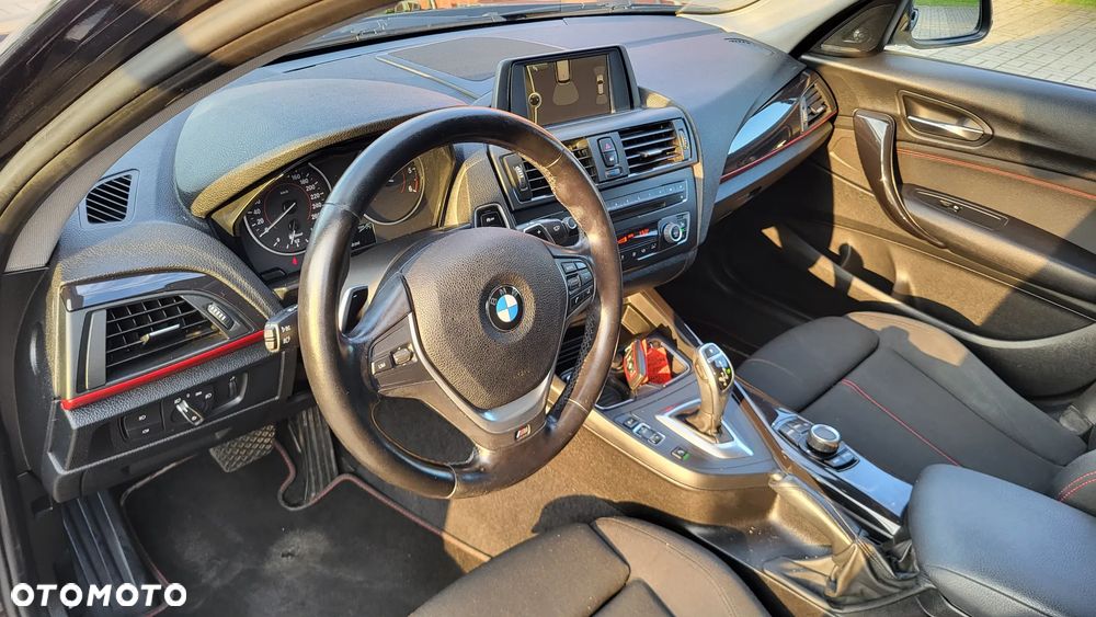 BMW Seria 1 120d Sport Line - 8