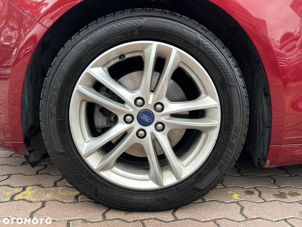 Ford Mondeo - 33