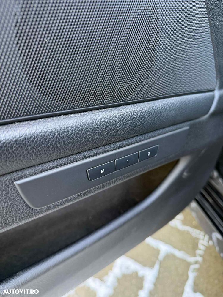 BMW Seria 5 530d Touring Aut. - 16