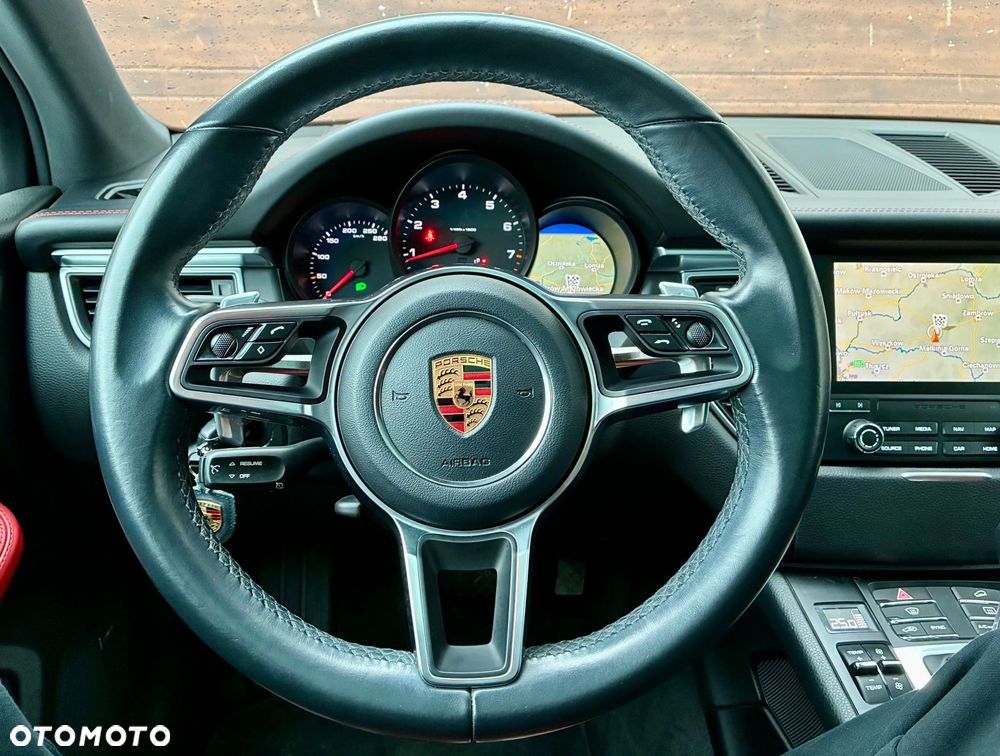 Porsche Macan - 9
