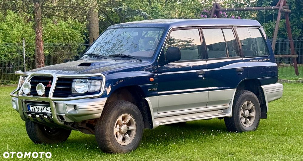 Mitsubishi Pajero - 1