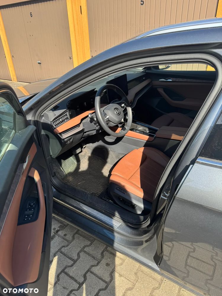 Skoda Superb 2.0 TDI SCR 4x4 L&K DSG - 1