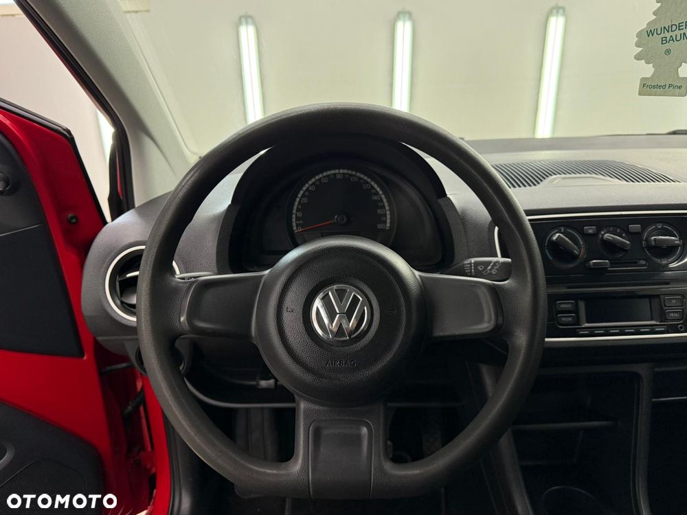 Volkswagen up! - 17