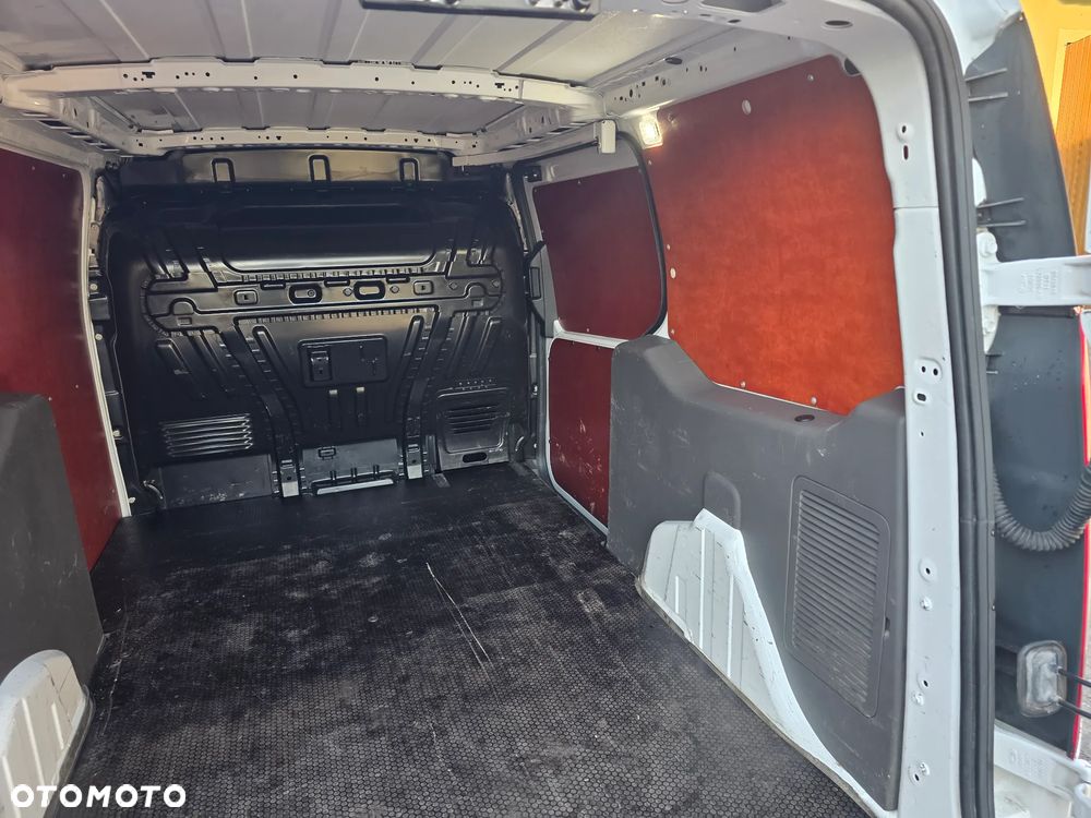 Ford Transit Connect - 24
