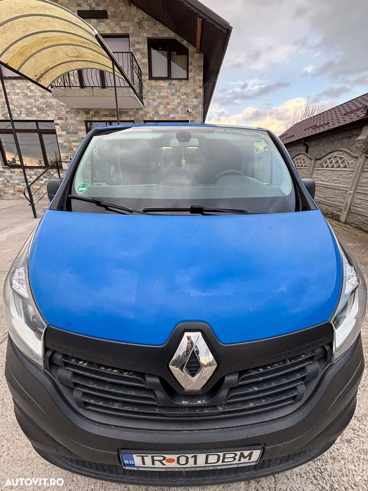 Renault Trafic - 1