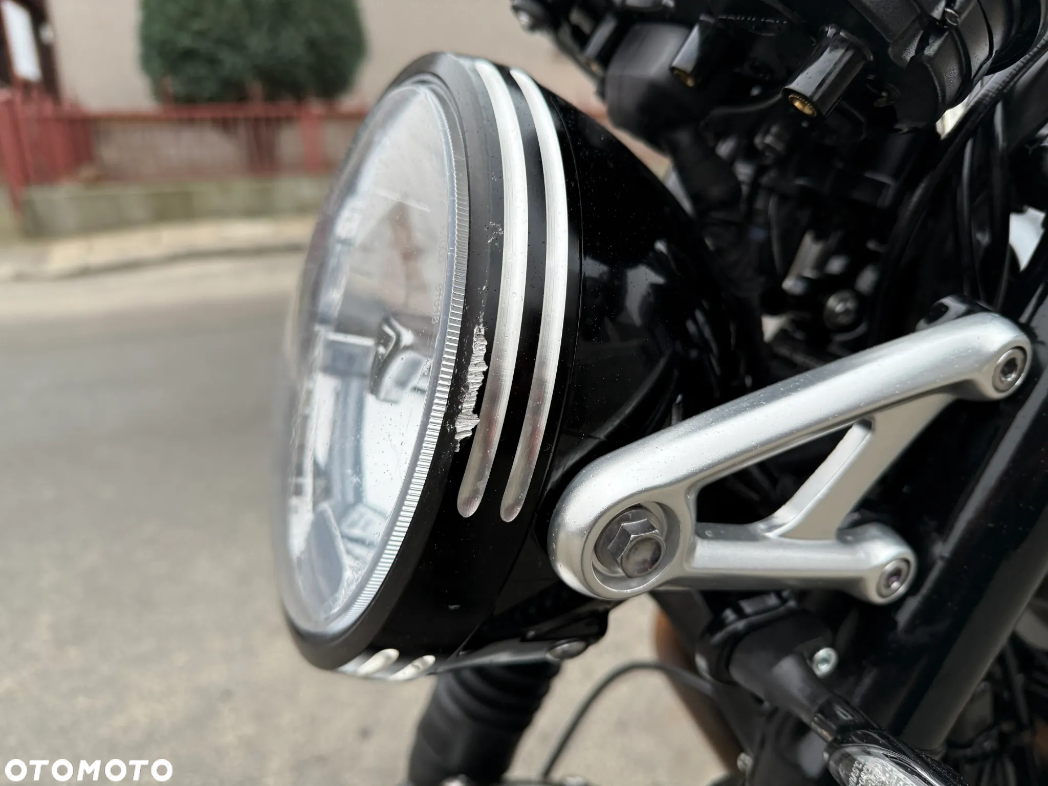 Triumph Speed Twin - 16