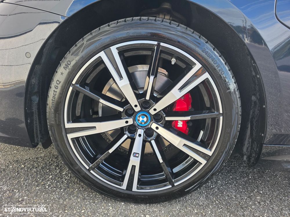 BMW 530 e Pack Desportivo M Pro - 8