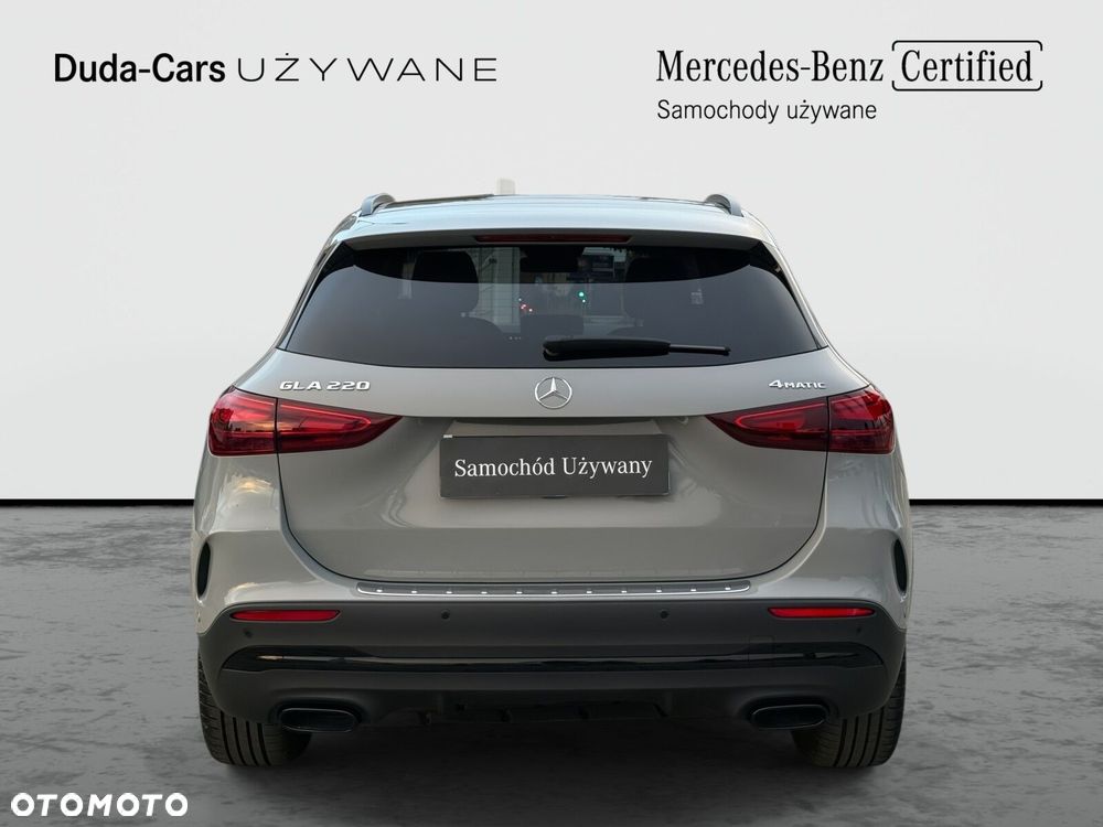 Mercedes-Benz GLA - 5