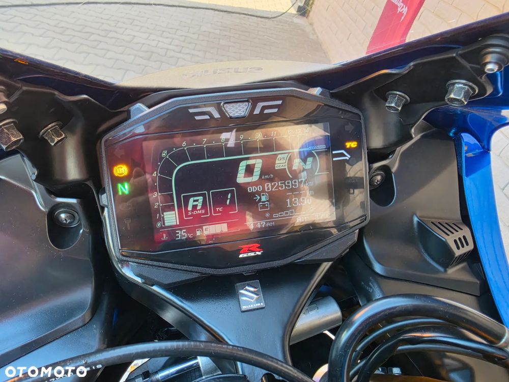 Suzuki GSX-R - 19