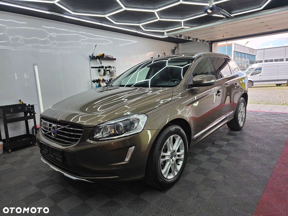 Volvo XC 60 D5 AWD Summum - 1