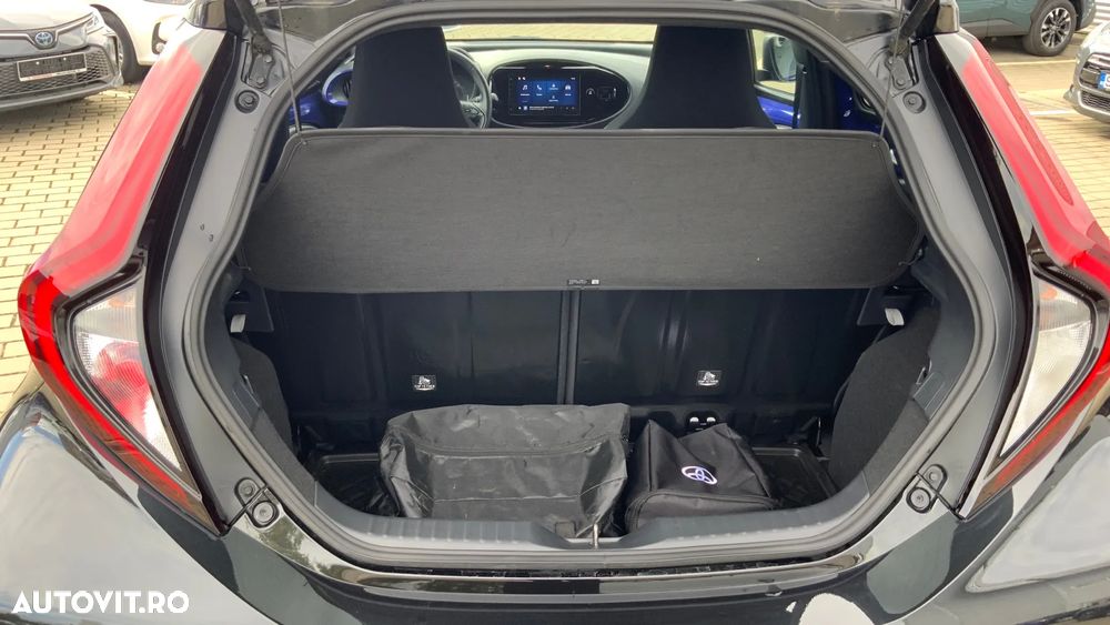 Toyota Aygo X - 16