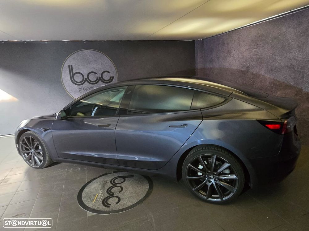 Tesla Model 3 Standard Range Plus RWD - 3