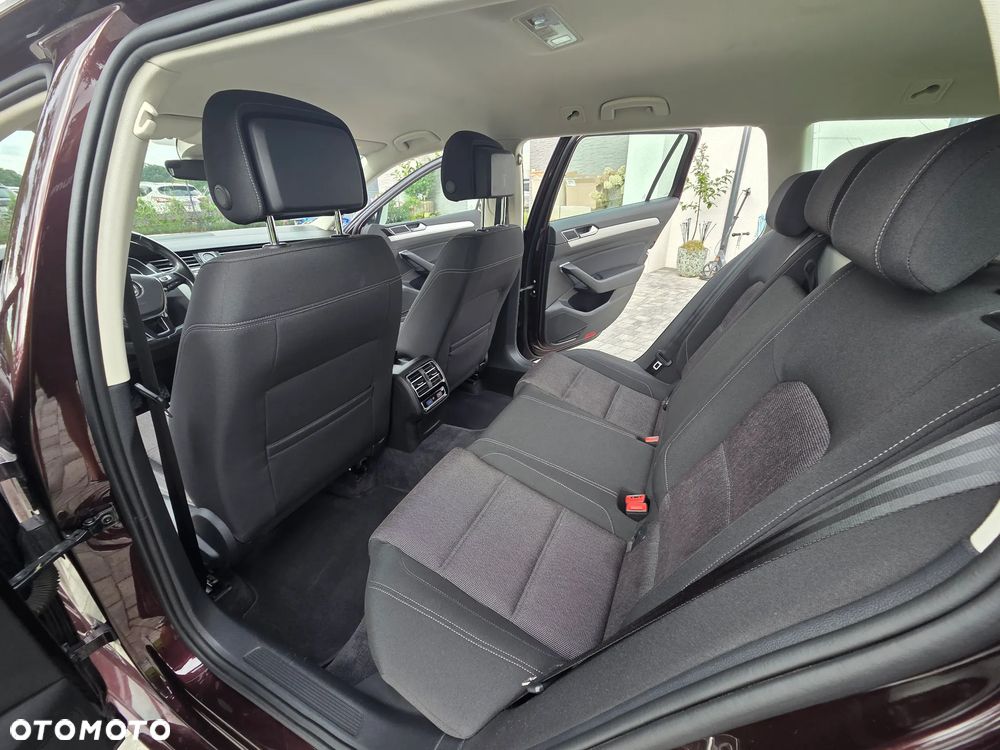 Volkswagen Passat 2.0 TDI BMT 4Mot Highline DSG - 23