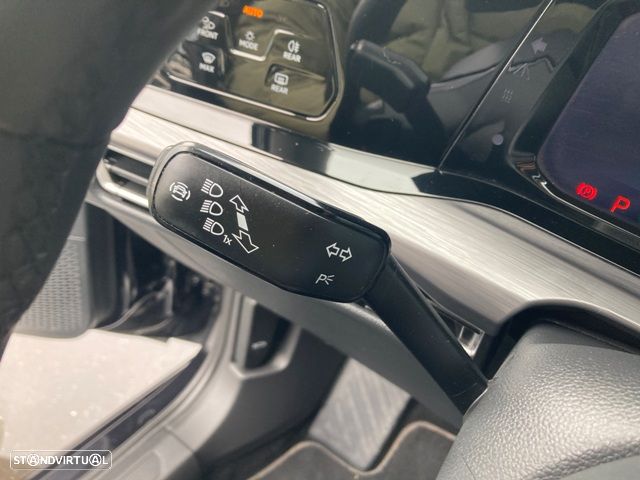 VW Golf Variant 2.0 TDi SCR DSG Style - 24